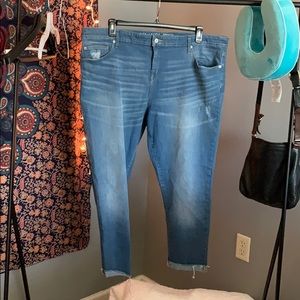 NEW Ava & Viv Boyfriend Crop Jeans